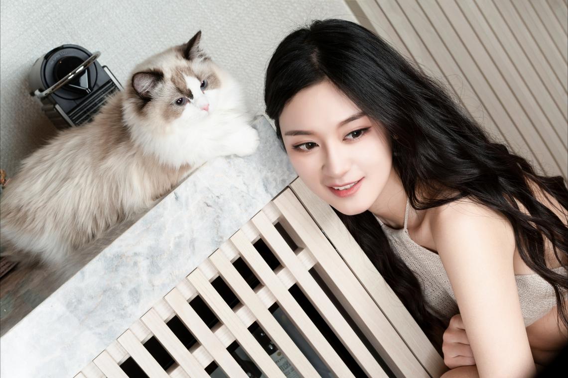 黄仁勋首次用中文演讲：很紧张